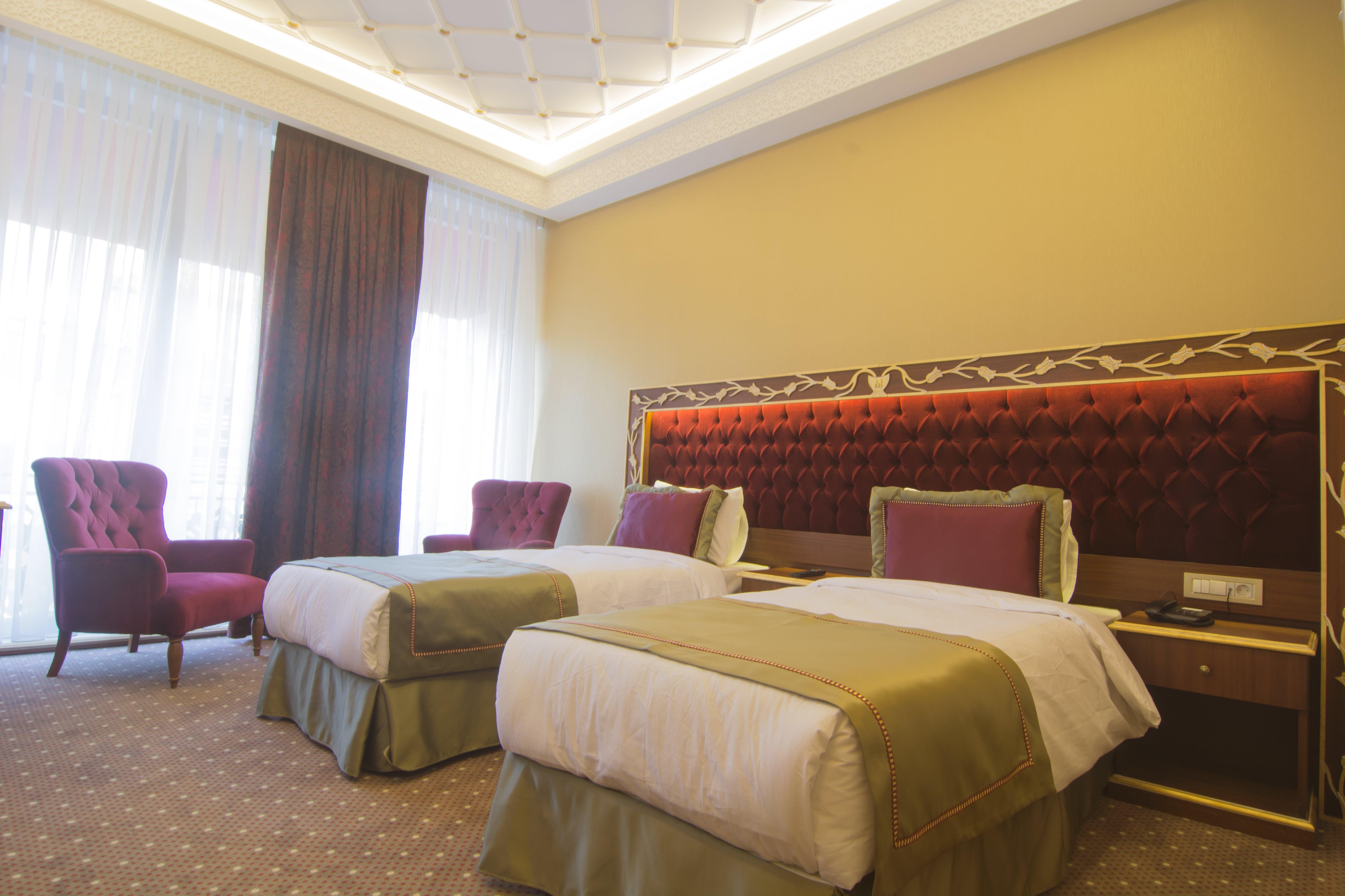 Mb Deluxe Hotel Istanbul Exterior photo