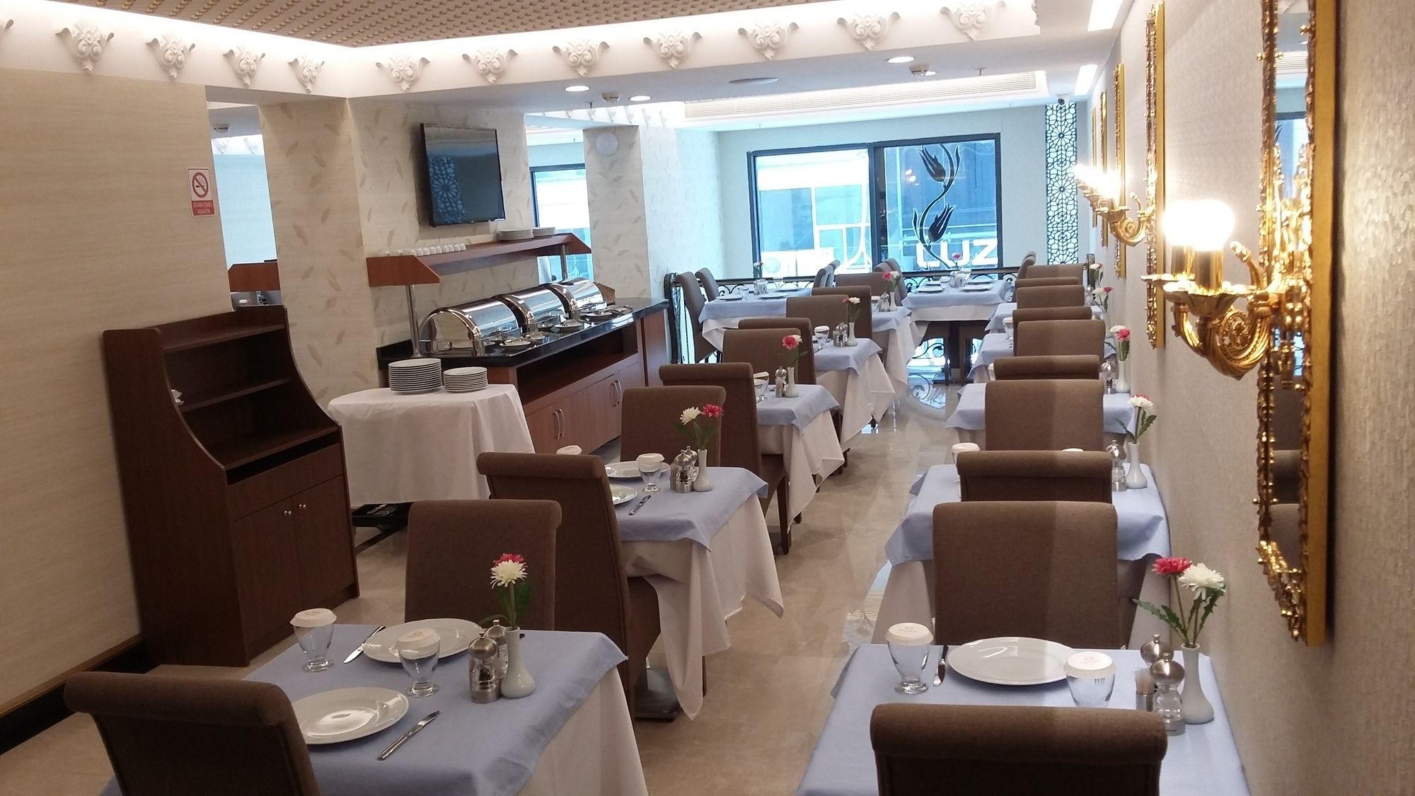 Mb Deluxe Hotel Istanbul Exterior photo